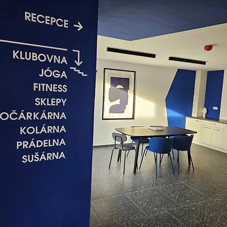 Terrace-view For Business & Leisure, Free Parking & Gym, Near Metro & Aqua Sport Centre Apartmán