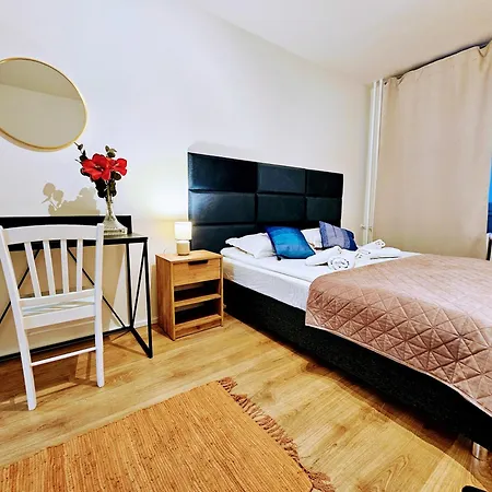 Terrace-view For Business & Leisure, Free Parking & Gym, Near Metro & Aqua Sport Centre Apartmán *